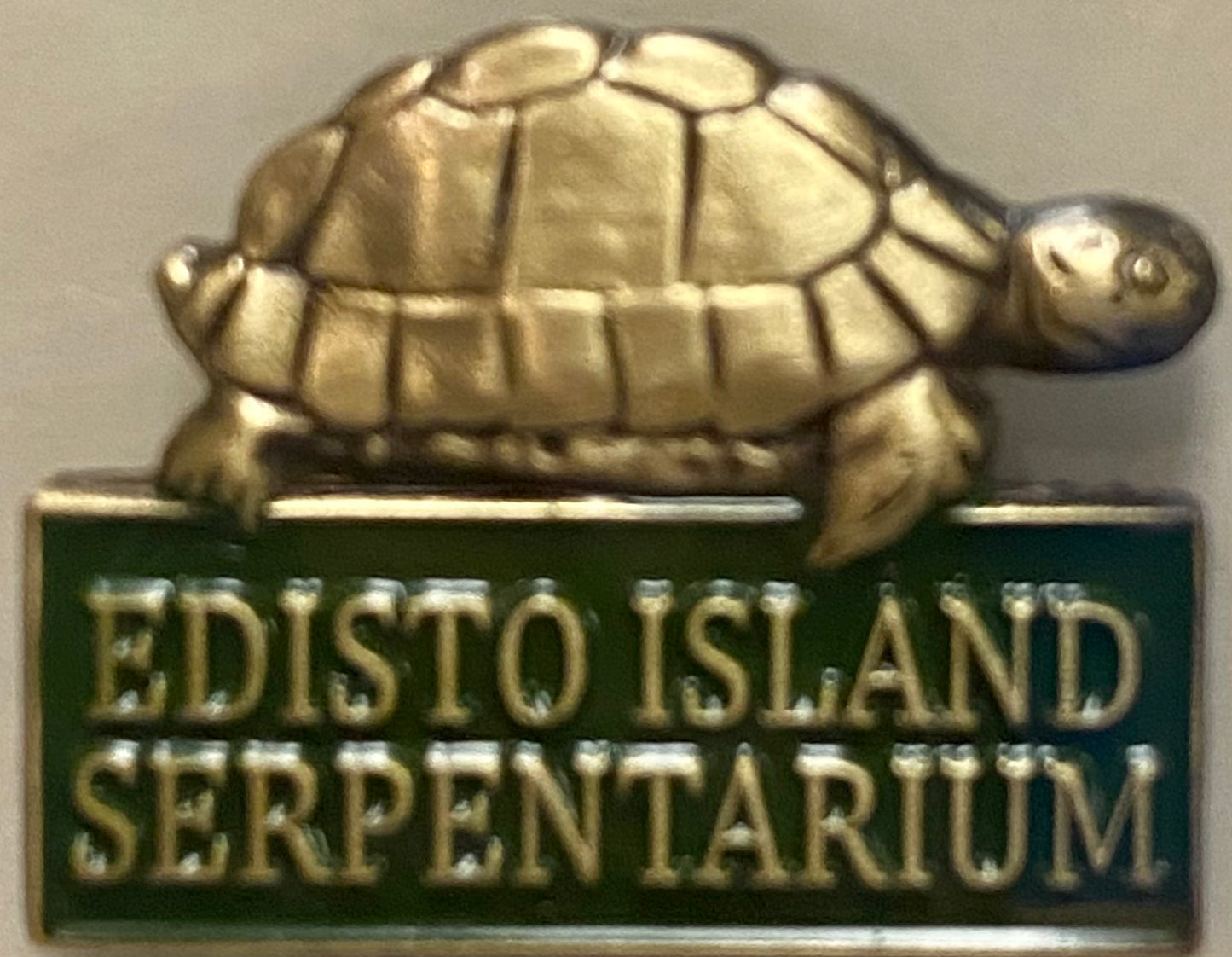 Logo Lapel Pin Edisto Island Serpentarium